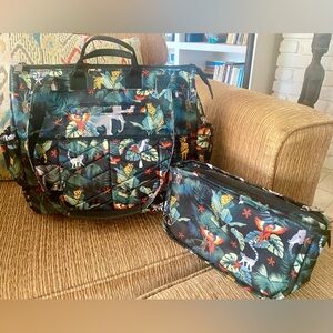LUG Wildlife Black Soprano tote with free matching Parasail!